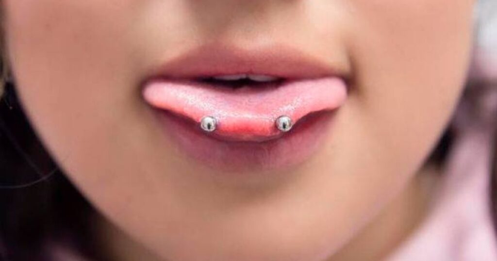 What is a Snake Eyes Piercing